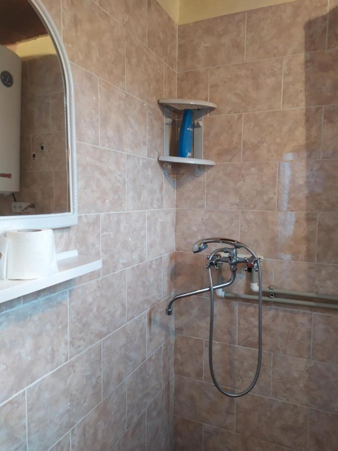 Студия В Центре Сухума Sukhumi Exteriör bild